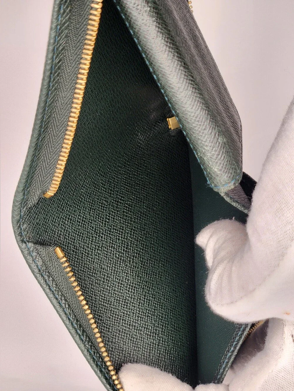 Louis Vuitton Compact Zip-around Bifold Wallet In Taiga Leather With Dustbag